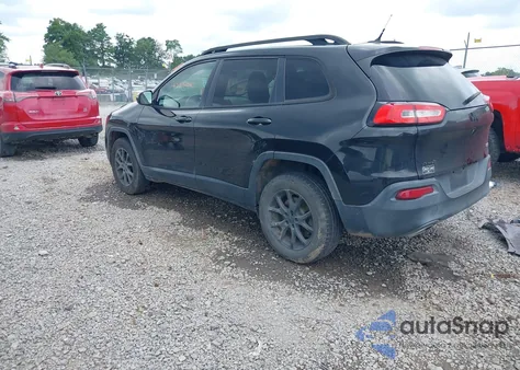 2015 Jeep Cherokee Latitude z USA, uszkodzony, nr VIN 1C4PJMCS6FW755434